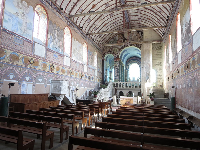 Church of Rivière inside view fresco paintings