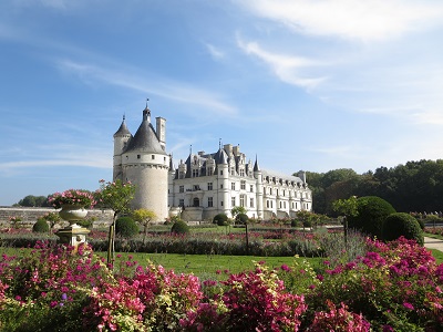 chenonceau gardens and castle